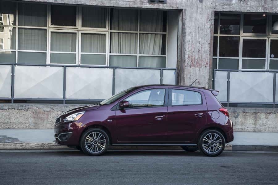  Mitsubishi Mirage GT 2016 года  (NA) (фото 2 из 29)